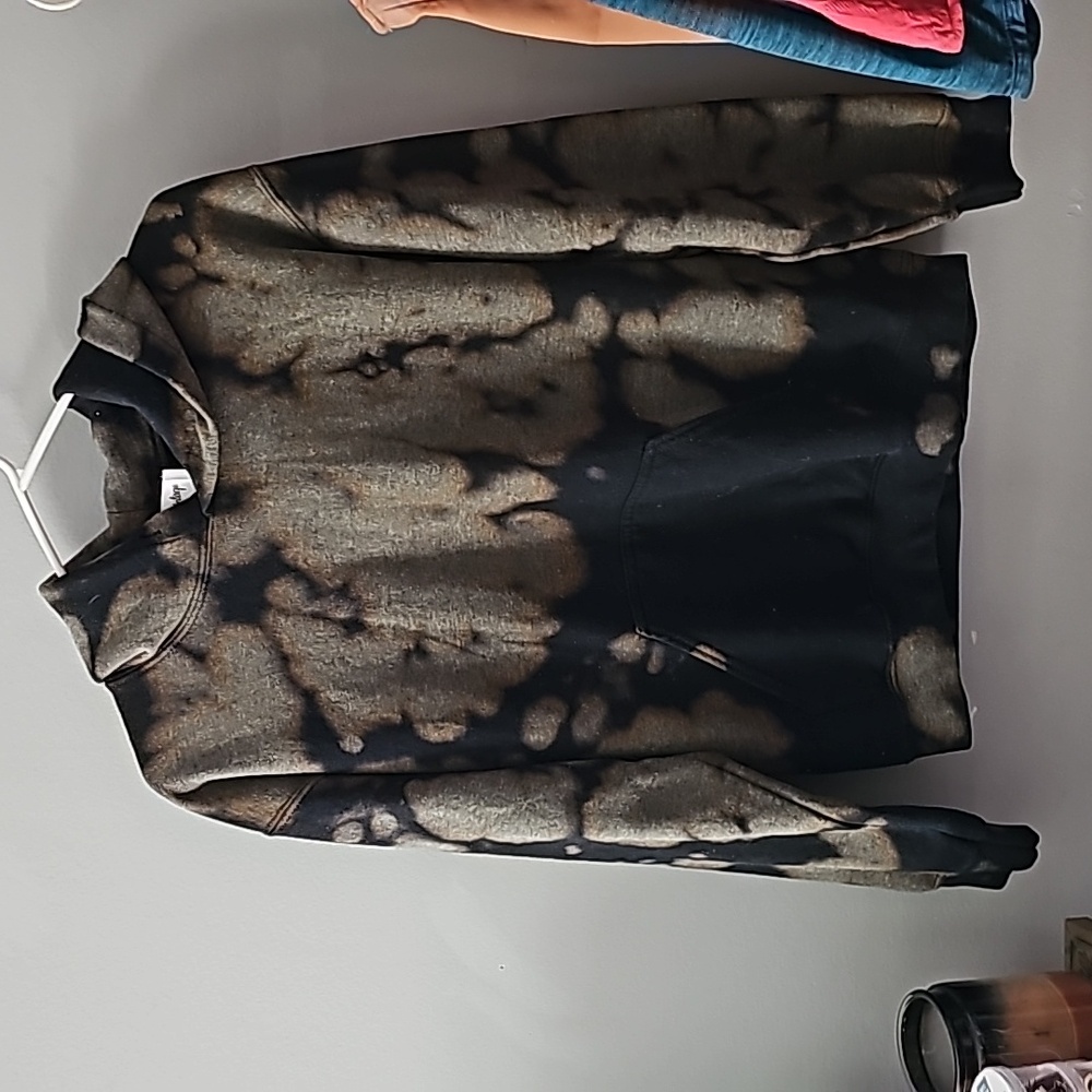 The Nu Vintage tie dye womens hoodie. Sz small